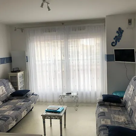 Le Triskel - à 50 Mètres De La *